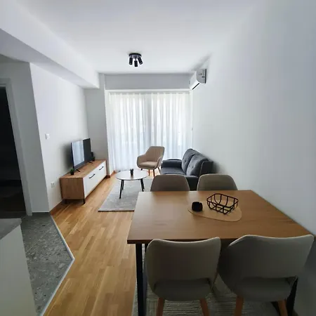 Apartment A&b